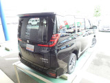 雪道安心4WD☆9インチナビ☆バックカメラ☆ETC☆カープレイ対応☆ミラー型前後ドラレコ☆シートヒーター☆LEDライト☆