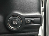 当店3階PDIセンターによる室内ルームクリーニング・除菌を全車に実施!オプションにてボディーコーティングも格安で施工致します★