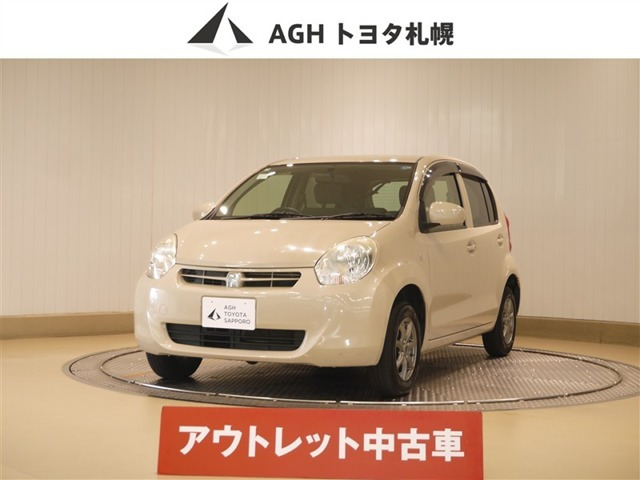 パッソ 1.0 X クツロギ 4WD
