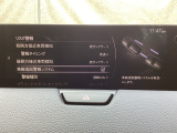 車線逸脱警報システム (LDWS) は自車が車線から逸脱する可能性があることを知らせる装置です。