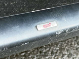 【STIフロントアンダーポイラー】バンパー下端に受ける空気の流れを整流し、ダウンフォースを生成することで高速走行時の安定感を向上!ドレスアップパーツとしても人気の高いアイテムです!