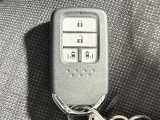 【キーレス】ボタンひとつでドアの開閉が可能で便利です!