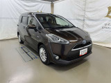広々とした車内空間に優れた燃費性能。更にデザインも上質で人気のお車です!