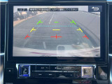 バックガイドモニターで、後方を確認しながら安心して駐車することができます。運転初心者も熟練者も必須の機能ですよ!