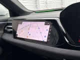 MMIパッセンジャーディスプレイモニター(助手席モニター)Audiの車両に搭載されている最新のインフォテインメントシステムMMIの一部で、助手席側にディスプレイを設置しております。