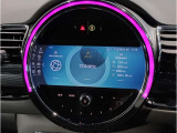 アップルカープレイ。とても使いやすく、Bluetooth&USBオーディオインターフェイスで、電話も音楽も楽しめます。