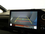 車庫入れや駐車で威力を発揮するのがバックモニター!ナビディスプレイに後ろの様子が映し出されるから安心です。