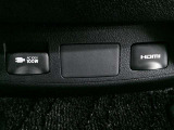 非常時やキャンプなどに役立つ AC100V/100W コンセント付きです。