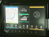 多彩な情報を一画面に集約。地図、オーディオ、車両情報などをスムーズに操作できます。快適なドライブをサポートする頼もしい相棒です。