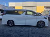 販売するすべての中古車に【ロングラン保証】が付帯します。走行距離無制限・期間は1年間です。保証修理は全国5000箇所のトヨタテクノショップにてお受けいただけます。