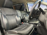 運転席も広々としており運転しやすい環境を実現しています☆