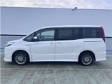 販売するすべての中古車に【ロングラン保証】が付帯します。走行距離無制限・期間は1年間です。保証修理は全国5000箇所のトヨタテクノショップにてお受けいただけます。