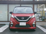 前後バンパーには障害物ソナー付き 障害物等への接近を知らせます!