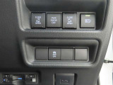 両側電動のスライドドアで楽々スムース!運転席からも開閉の操作もできます♪キーのスイッチひとつで自動開閉できる便利な機能もついてます♪