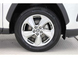 タイヤサイズ(225/60R18)です。