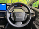 【純正革巻きステアリング】上質な革を使用することで、手にしっかり馴染みとても運転しやすいハンドルです♪