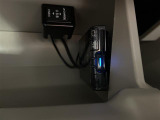 【ETC】ETCカードを挿入すれば料金所はノンストップで通過できます。ETC限定の割引や、高速道路の情報提供サービスを利用できます。