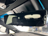 【 インテリジェントルームミラー 】後方の確認がデジタルインナーミラーで可能です。荷物がたくさんのっていても安全ですね。