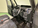 納車前にはプロのメカニックが点検、整備を行いますので安心してお乗り頂けます!!