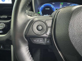 ステアリングスイッチ装備!運転しながら手元でオーディオの操作などができます。