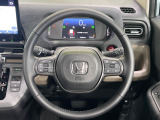 【ステアリングスイッチ】運転中、前方から目線をそらすことなく、オーディオ等の操作が可能な便利機能!安心&快適なドライブを演出してくれます♪