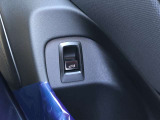 車両の詳細、ご質問につきましては、営業スタッフまでお気軽にご連絡下さいませ。遠方のお客様には実車の詳細動画送信も承ります。お問合せをお待ち致しております。