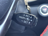 【 クルーズコントロール 】高速道路で便利な機能です!アクセルを離しても一定速度で走行ができる装備です!加速減速もスイッチ操作でOKです!