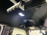 LEDルームランプがついております★