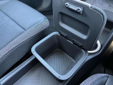 ★MINIには6個のエアバッグを標準装備。運転席/助手席エアバッグ、サイド・エアバッグ、ヘッド・エアバッグ。