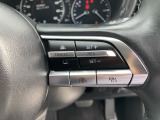 追従型クルーズコントロール付!高速道路走行時にアクセルやブレーキを操作することなく、前方車との車間距離を保つよう自動で車速をコントロールします。全車速追従機能は時速0キロから高速域までカバー!