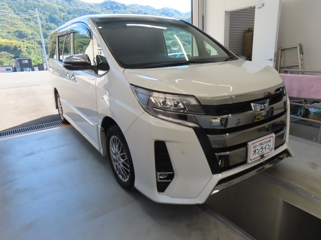 トヨタ ノア 