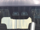先進技術のスマートアシストIII付きです。運転中の「ヒヤッ」とするシーンで事故の回避の支援や被害の軽減を図り、ドライバーの安全運転をサポートします。みんなに安全・安心を。
