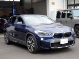 BMW在庫保有台数常時100台以上!ご来店の際はBMW本店(厚木市下荻野140-1)にご来店ください!弊社自慢の全天候型ショールーム!BMW在庫保有台数常時100台以上ございます!