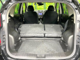 普段のお買い物や通勤、送迎等に十分な荷室スペースを確保しております。セカンドシートを倒すと、大きな荷物の積載も可能です♪