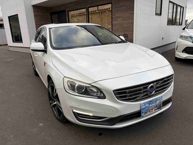 V60 D4 クラシック ディーゼル