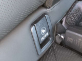 車両の詳細、ご質問につきましては、営業スタッフまでお気軽にご連絡下さいませ。遠方のお客様には実車の詳細動画送信も承ります。お問合せをお待ち致しております。
