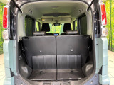 普段のお買い物や通勤、送迎等に十分な荷室スペースを確保しております。セカンドシートを倒すと、大きな荷物の積載も可能です♪
