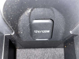 シガーソケット用の充電器が使用可能です!