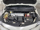 【エンジンルーム】エンジンの調子は良好です!ご納車前にはしっかりとオイル交換・その他油種類の点検補充をさせて頂きます。また、ガリバーでは修復歴のある車は販売いたしません。