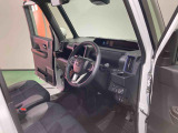 納車前にはプロのメカニックが点検、整備を行いますので安心してお乗り頂けます!!