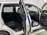 もちろん展示車は、ルームクリーニング済みのピカピカの状態です。お客様のご来店をスタッフ一同心よりお待ちしております。