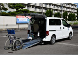 NV200バネットバン 1.6 チェアキャブ 車いす1名仕様 専用サードシート有 
