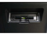 高速道路走行の料金所をノンストップで通過できるETCを装備!※ ETCカードのお申し込みも当社にお任せ下さい!
