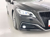 フォグランプ装着車です。暗い夜道の車両前方を明るく照らします