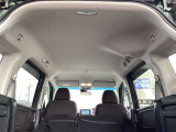 ご成約のおクルマ全て、エンジンオイルを交換してご納車させていただきます!また、点検時に消耗品の状態確認も行い必要に応じて新品交換させていただきます!