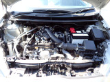 エンジンルームもクリーニング済みです。納車前に点検整備も行います。