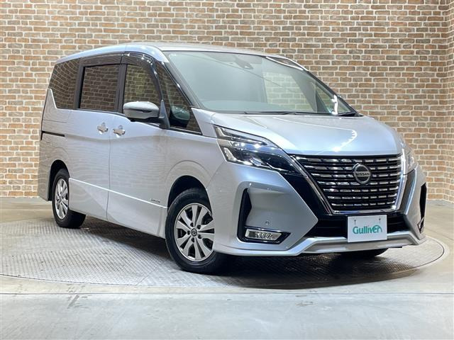 セレナ 2.0 ハイウェイスターV 4WD 4WD 修復歴無し