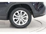 タイヤサイズ(215/60R17)です。