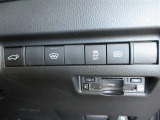 トヨタ認定中古車の場合、トヨタが定める厳しい基準をクリアし、まるまるクリン+保証+車の状態がわかる車両検査証明書の3つがセットされたとても安心なお車です♪