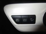 エコモードで、従来型のノーマルモードにも匹敵する加速性能を実現。気持ちのいい加速が得られるパワーモードも搭載。